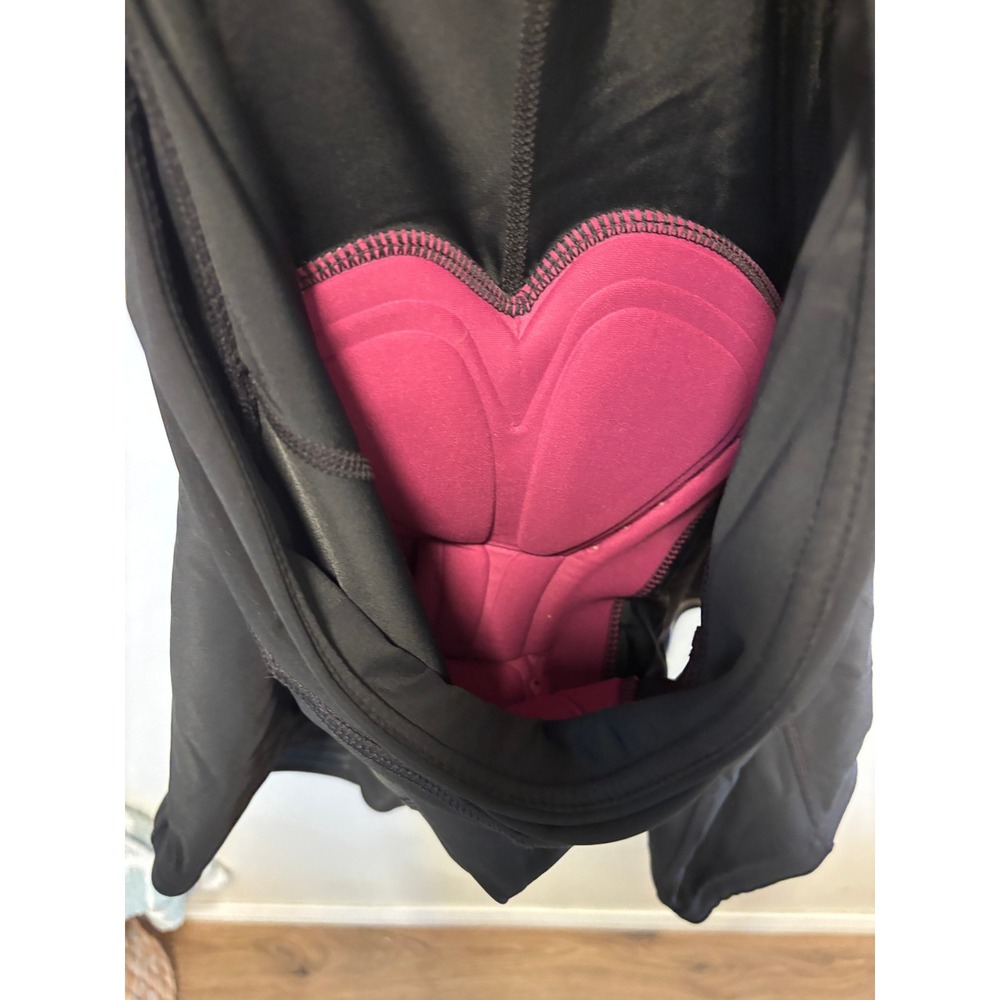 Louis Garneau Womens Black Gel Padded Cycling Shorts Size Medium - Picture 7 of 7